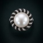 Natural Mabé Pearl & Diamond Ring